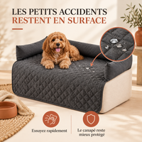 Gouttes retenues en surface sur la protection de canapé imperméable